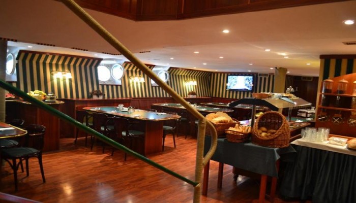 Hotel Fortuna Boat poza 19