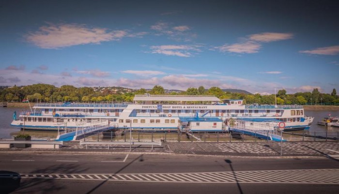 Hotel Fortuna Boat poza 2
