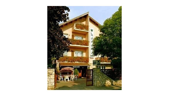 Hotel Korona Panzio poza 0