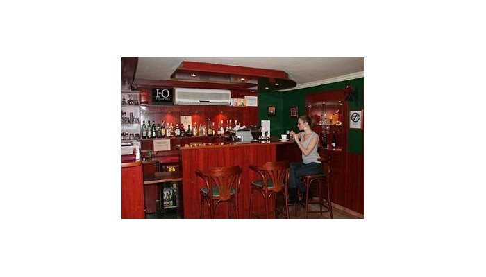 Hotel Korona Panzio poza 14
